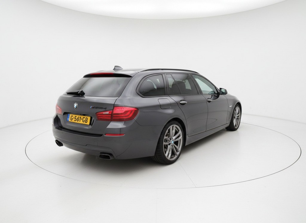BMW-5-SERIE-M550XD, PANO, TREKHAAK, H&K