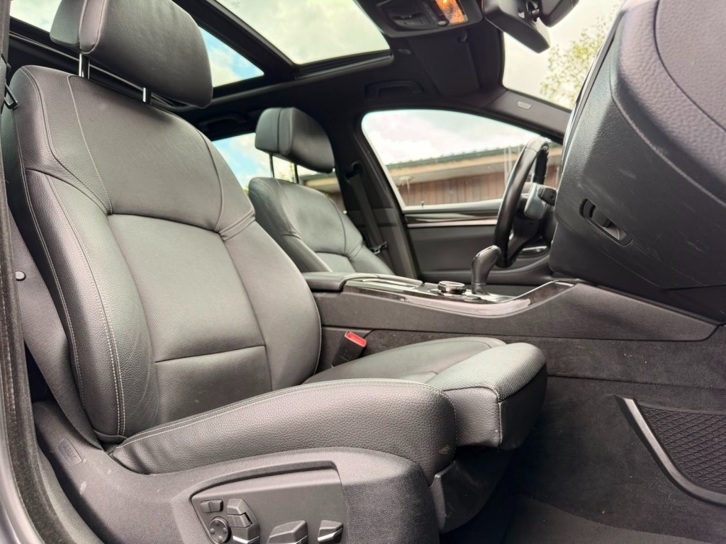 BMW-5-SERIE-M550XD, PANO, TREKHAAK, H&K