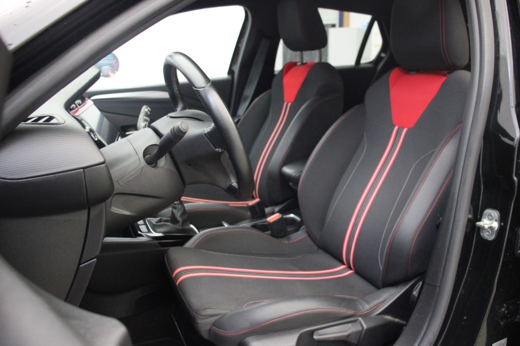 OPEL-CORSA-1.2 GS Line 102 PK - Carplay, Navi, Cruise, Clima
