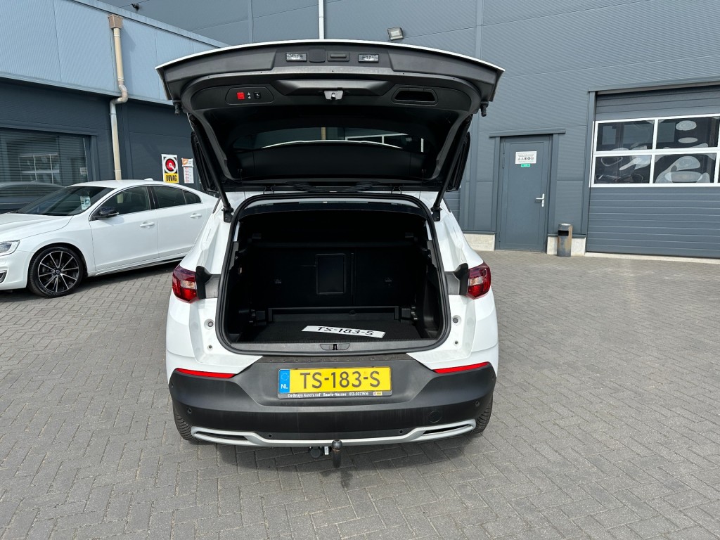 OPEL-GRANDLAND X-1.2 Turbo Business Executive Navi .Trekhaak