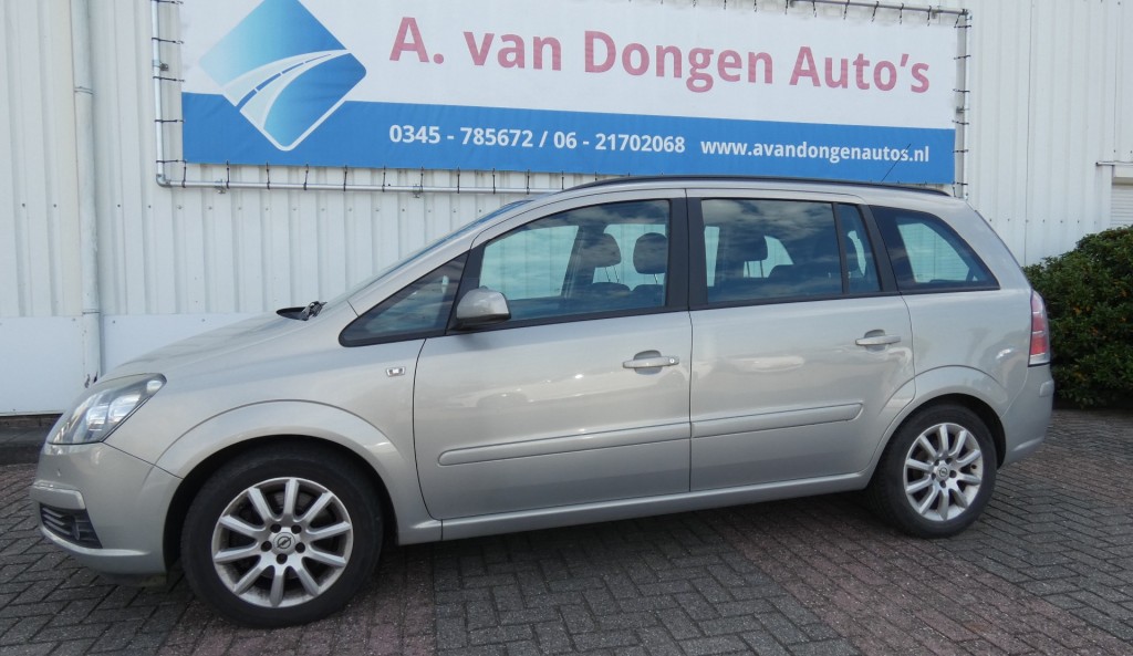 OPEL-ZAFIRA-2.2 TEMPTATION Automaat,7Pers,Clima,Cruise,PDC