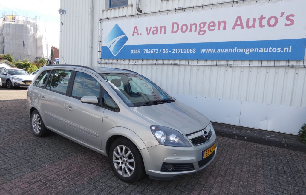 OPEL-ZAFIRA-2.2 TEMPTATION Automaat,7Pers,Clima,Cruise,PDC