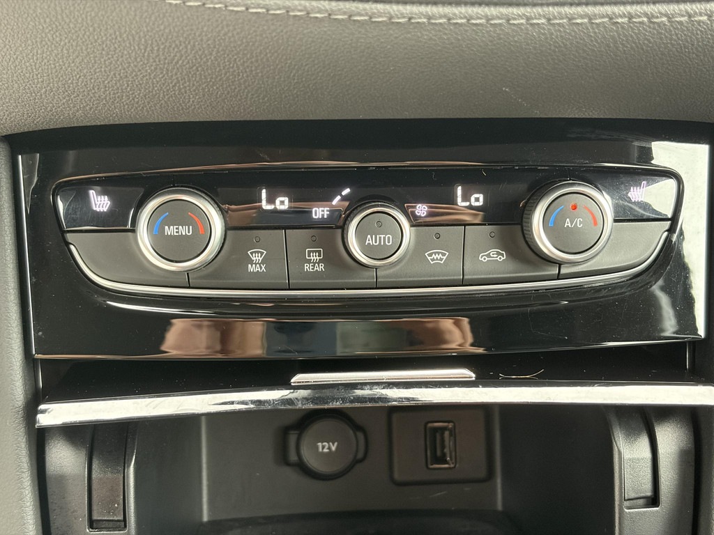 OPEL-GRANDLAND X-1.2 Turbo Ultimate D-riem vv in 12-2024,1e Eigenaar,360°Camera,Trekhaak,131pk,6 Bak,Navi,Halfleder,Dodehoek,Rijstrooksensor,Keyl