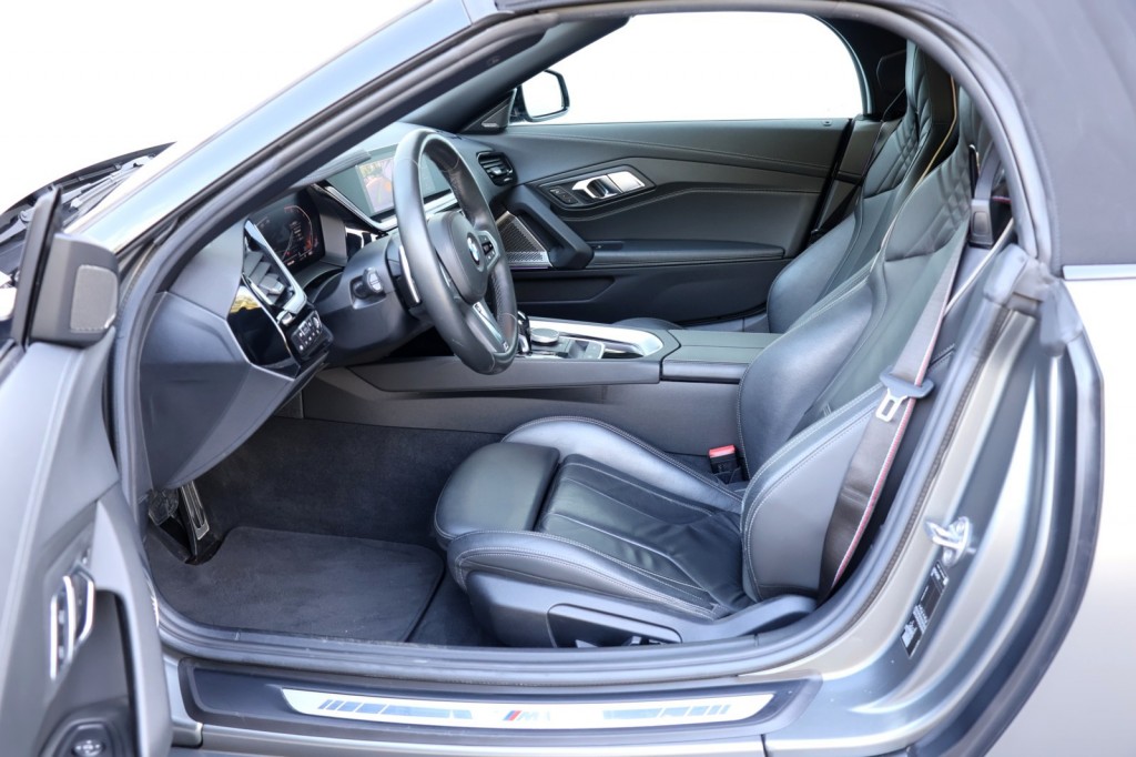 BMW-Z4-sDrive20i High Executive M-Sport Plus - 197 pk **Head up / 2e eig / NL /Harman