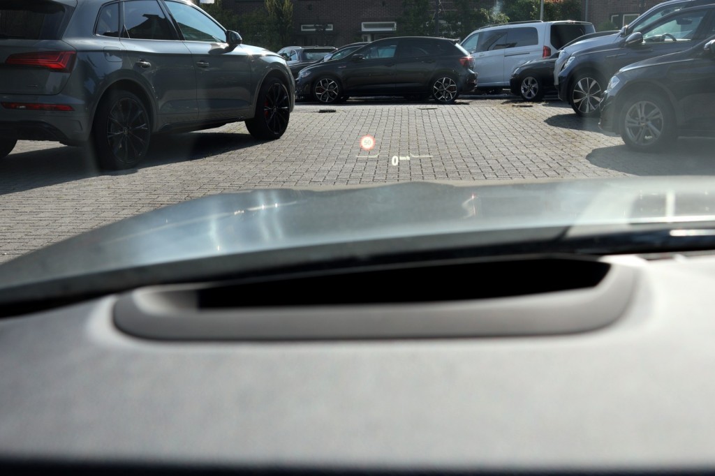 BMW-Z4-sDrive20i High Executive M-Sport Plus - 197 pk **Head up / 2e eig / NL /Harman