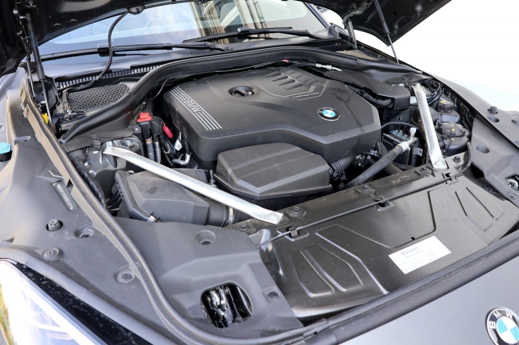 BMW-Z4-sDrive20i High Executive M-Sport Plus - 197 pk **Head up / 2e eig / NL /Harman