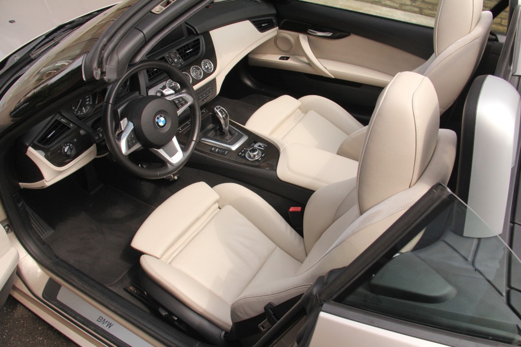 BMW-Z4-35i sDrive High Ex. Automaat / DPW / Bomvol / Top staat / 100% Historie