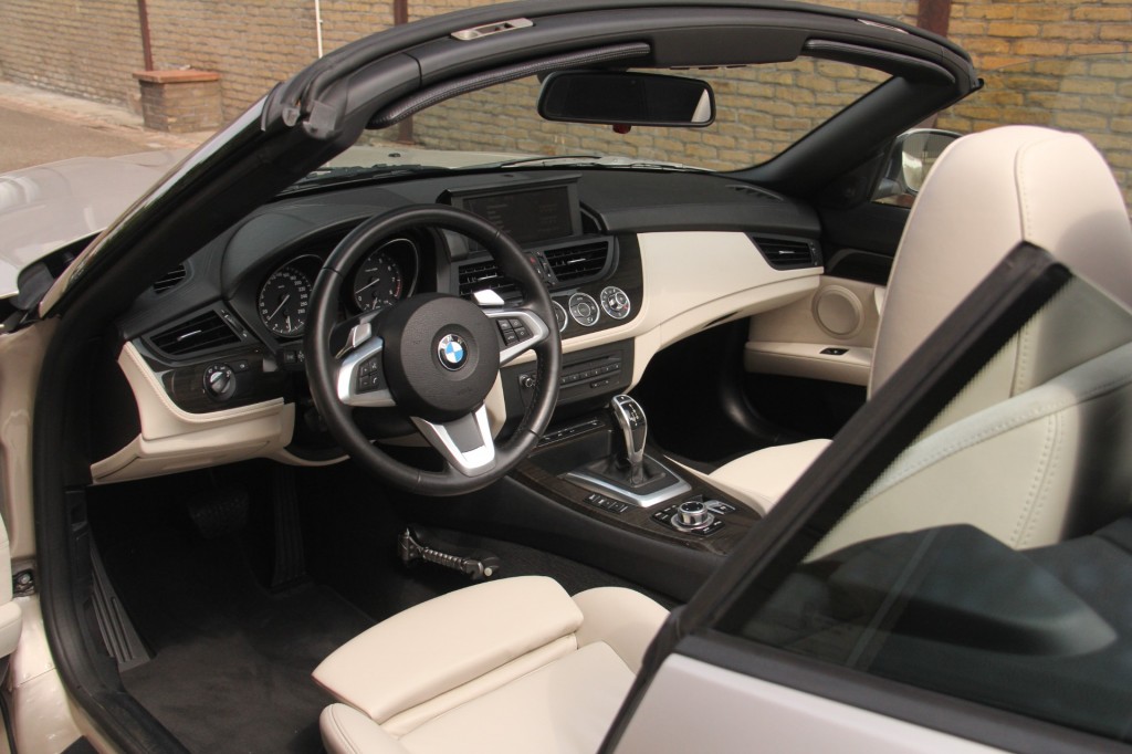 BMW-Z4-35i sDrive High Ex. Automaat / DPW / Bomvol / Top staat / 100% Historie