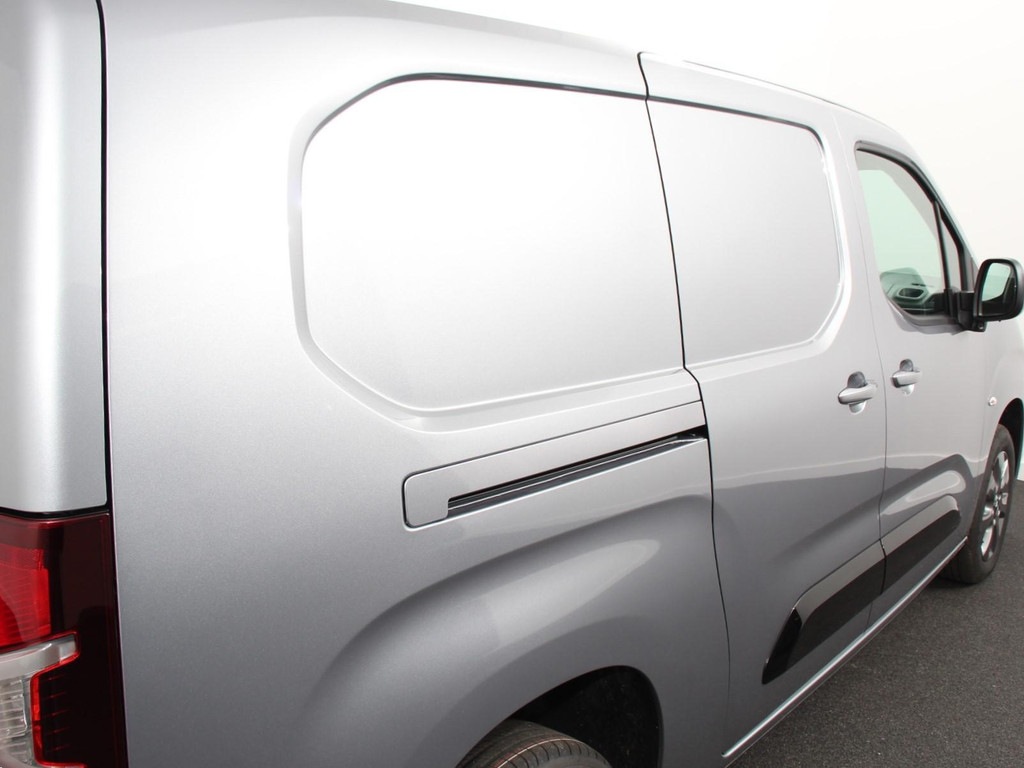 OPEL-COMBO-1.5 BlueHDi 130Pk L2 Automaat Apple Carplay / Android Auto Navigatie Trekhaak Airco Camera Cruise Control Parkeersensoren V+A DA