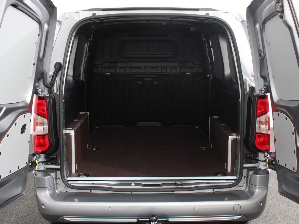 OPEL-COMBO-1.5 BlueHDi 130Pk L2 Automaat Apple Carplay / Android Auto Navigatie Trekhaak Airco Camera Cruise Control Parkeersensoren V+A DA