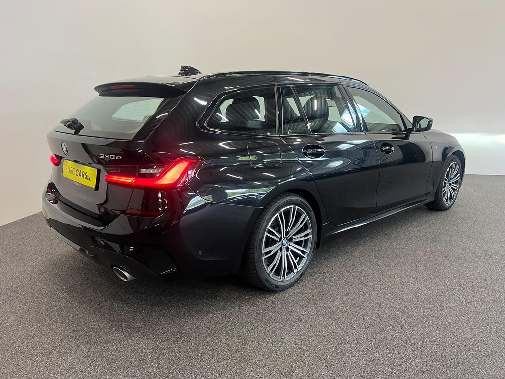 BMW-3-SERIE-Touring 330e High Executive M-Sport Surround View Camera Adaptieve Cruise Control M Sportremsysteem Parkeersensoren Stuur + stoe