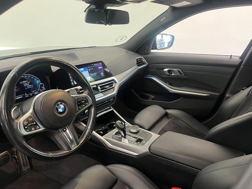 BMW-3-SERIE-Touring 330e High Executive M-Sport Surround View Camera Adaptieve Cruise Control M Sportremsysteem Parkeersensoren Stuur + stoe