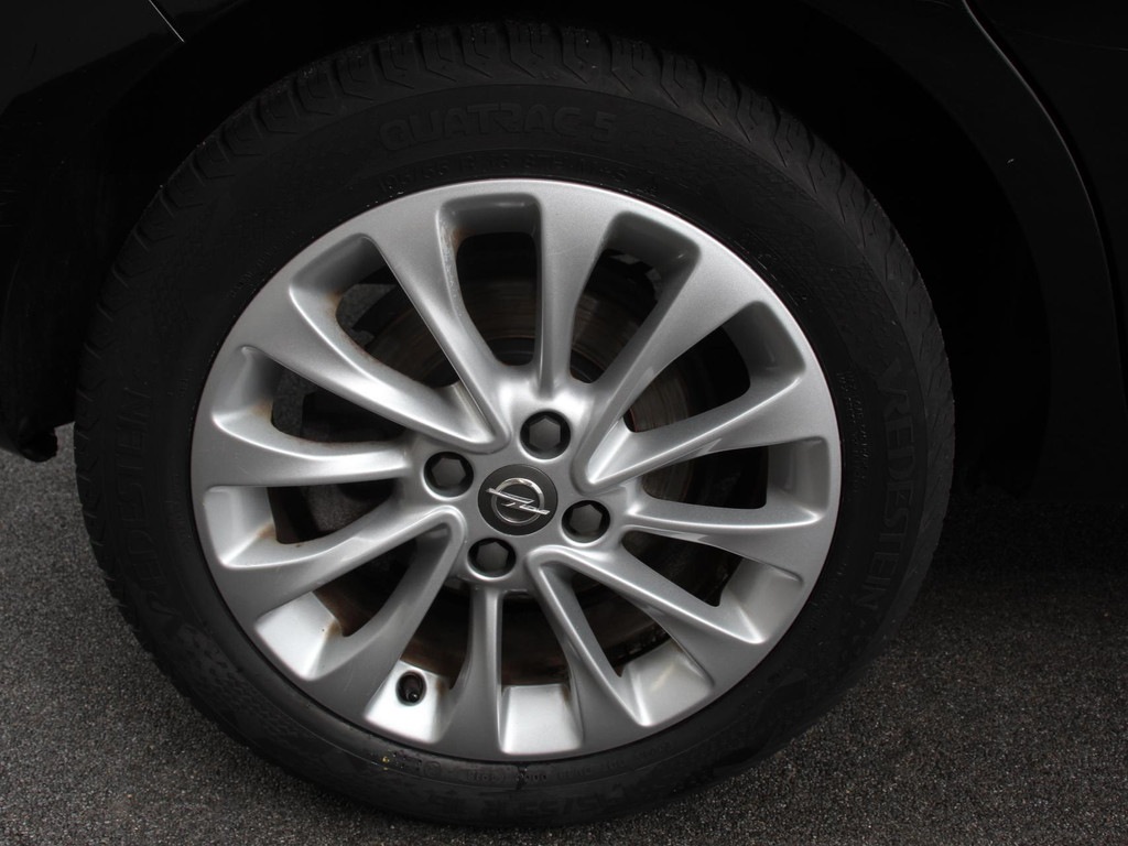 OPEL-CORSA-1.0 Turbo Innovation Airco Cruise control Lichtmetalen velgen Radio Bluetooth Parkeersensoren achter