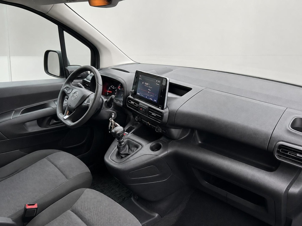 OPEL-COMBO-1.5D L1H1 102 pk Edition Navigatie Apple CarPlay Android Auto Parkeerhulp achter Airco DAB