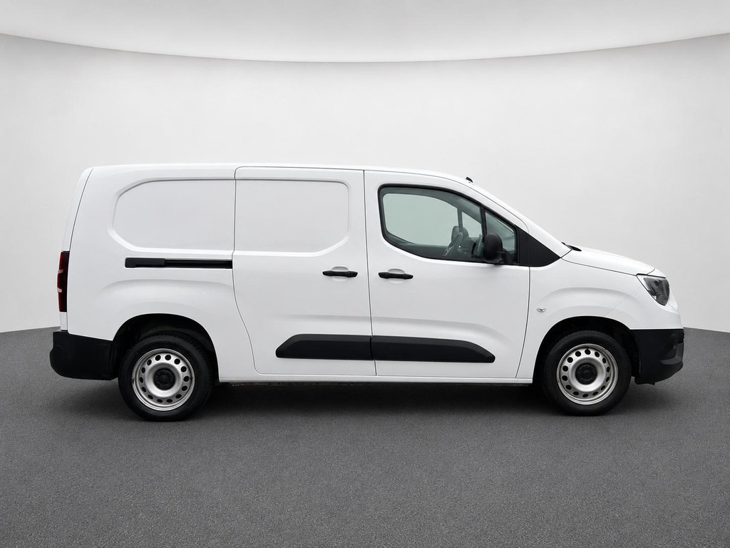 OPEL-COMBO-1.5D L2H1 Edition Navigatie Apple CarPlay Android Auto Parkeerhulp achter Climate Control