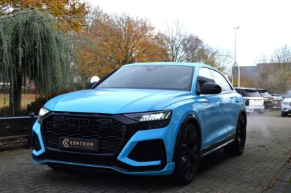 AUDI RSQ8
