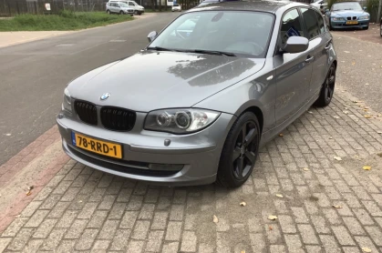 BMW 1-SERIE