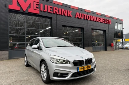 BMW 2-SERIE