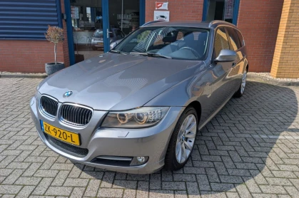 BMW 3-SERIE