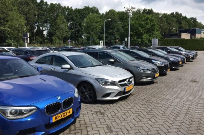 BMW 3-SERIE