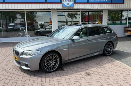 BMW 5-SERIE