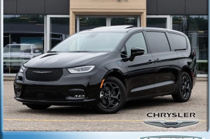 CHRYSLER PACIFICA